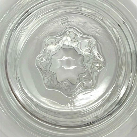 Vintage Celtic Pattern Embossed Whiskey / Cocktail Drinking Glasses (Set of 2) - Picture 6 of 8